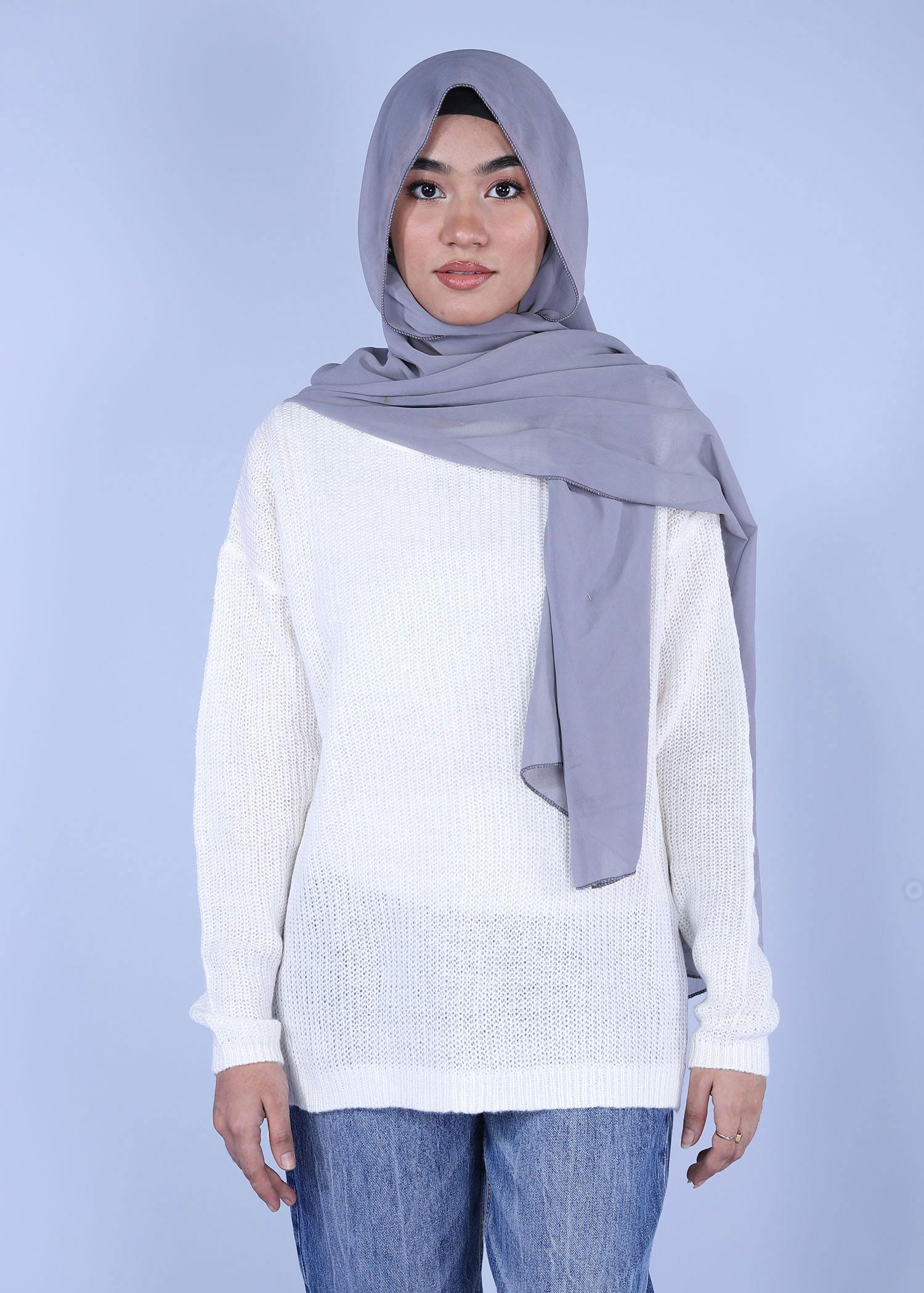 bugloss ladies sweater white color half front view