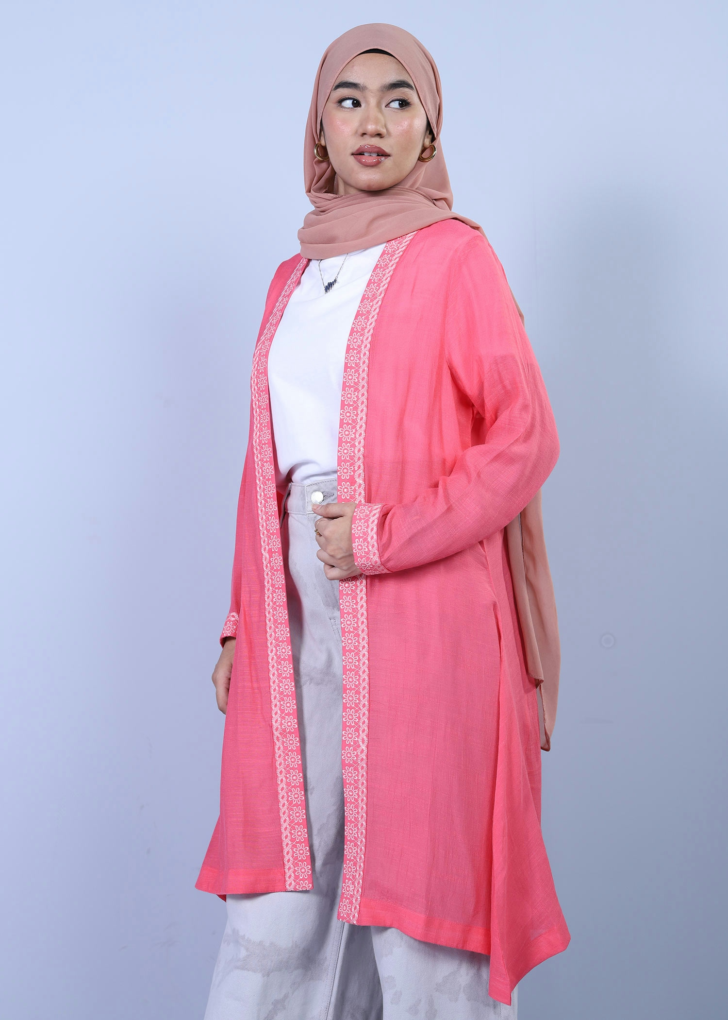 arabis ladies shreg pink color half side view